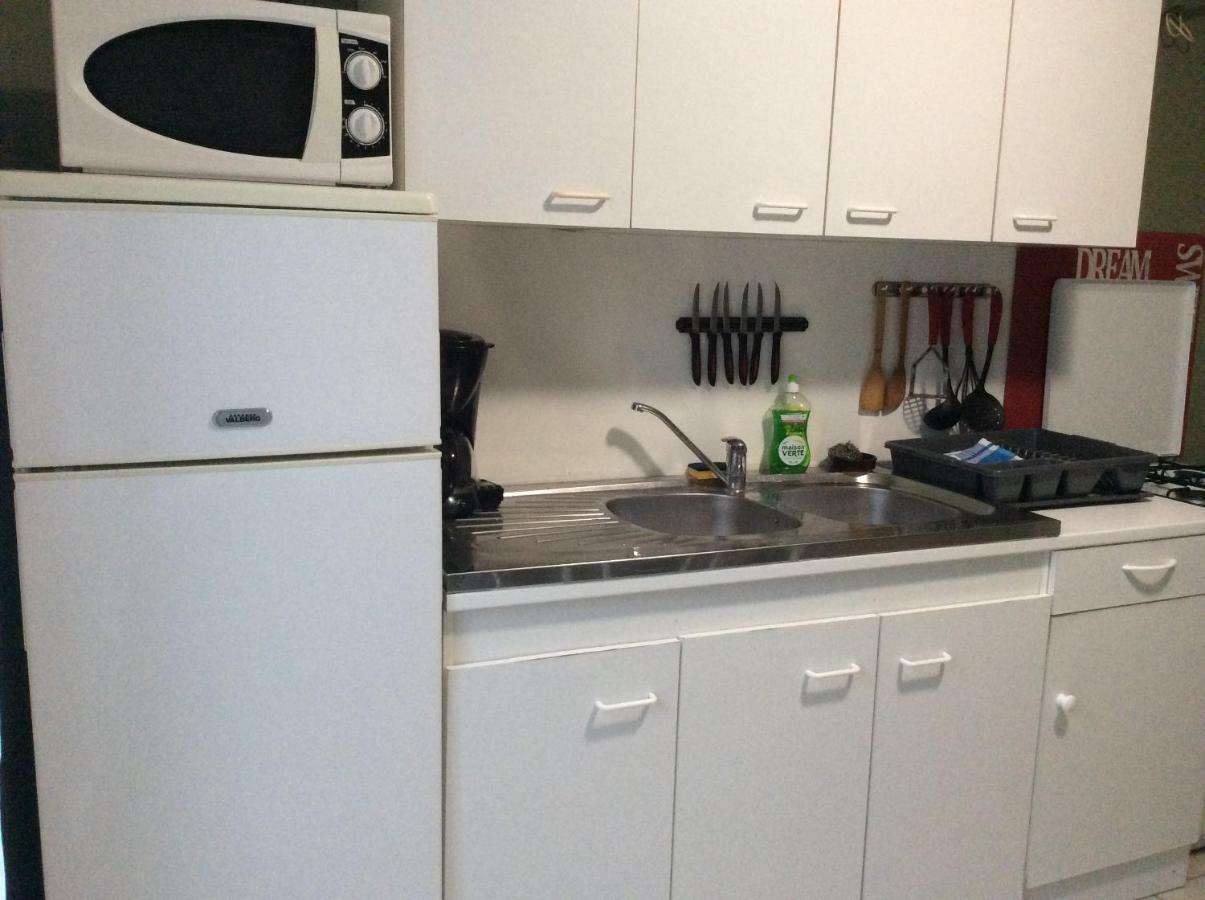 Appartement Vert, Compreignac Buitenkant foto