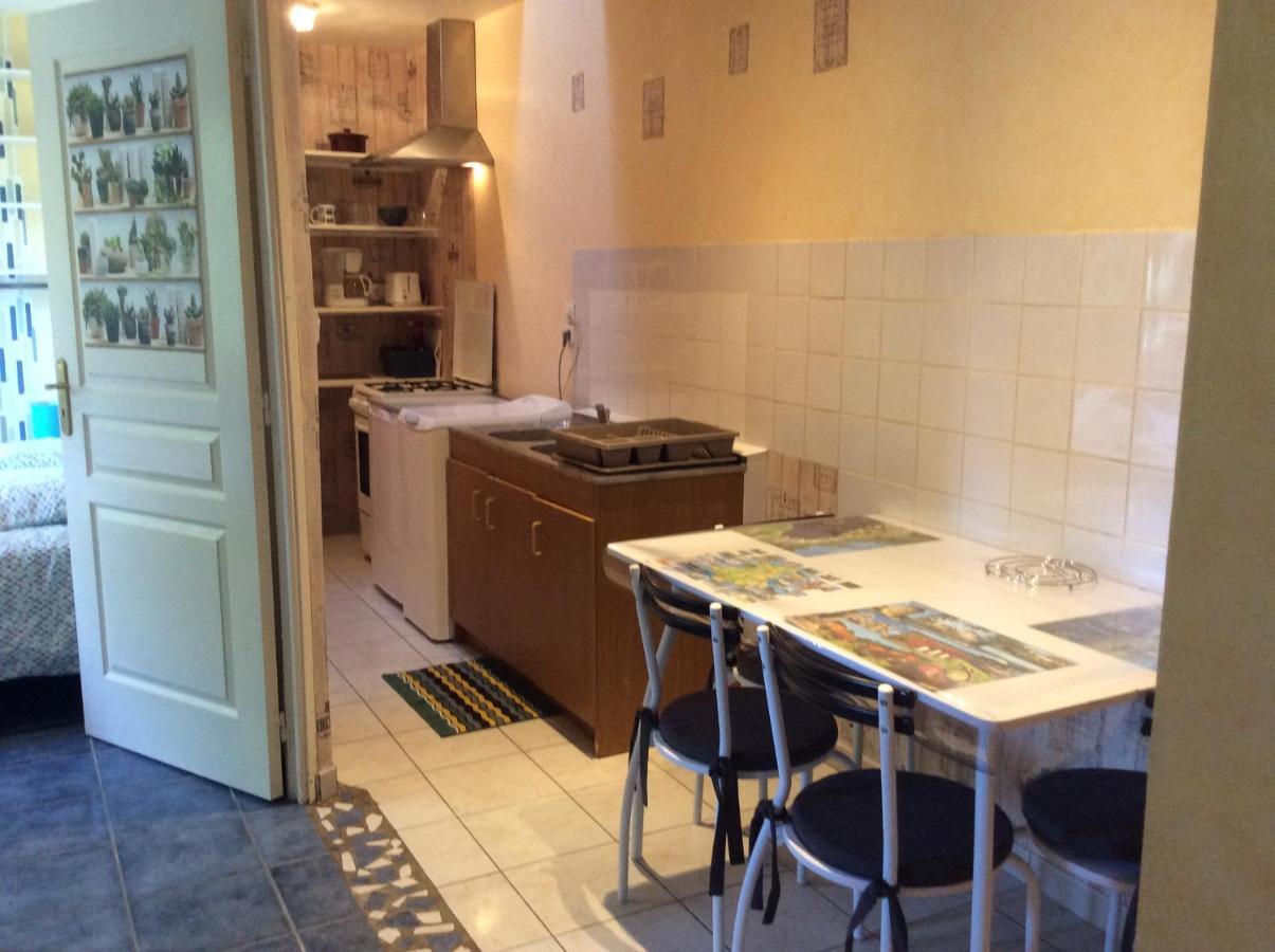 Appartement Vert, Compreignac Buitenkant foto