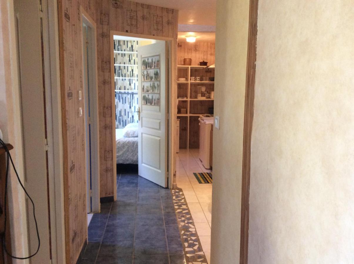 Appartement Vert, Compreignac Buitenkant foto